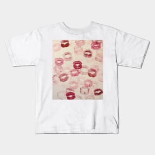 kisses pattern red pink lipstick aesthetic pinterest coquette dollette Kids T-Shirt